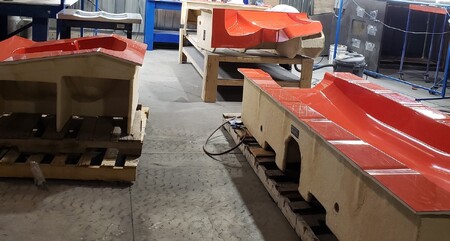 Molds for the fabrication of vacuum-formed parts with carbon fiber bags